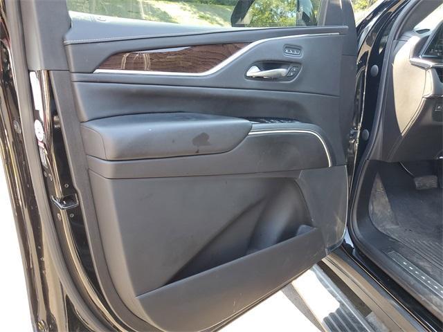used 2022 Cadillac Escalade ESV car, priced at $59,898