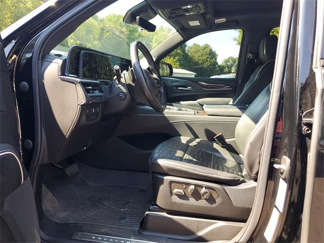 used 2022 Cadillac Escalade ESV car, priced at $59,898