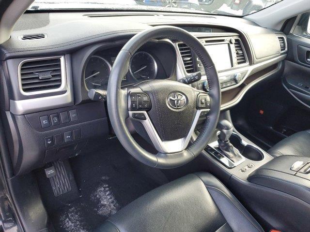 used 2019 Toyota Highlander car, priced at $31,898