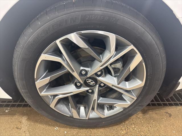 used 2023 Hyundai Sonata car, priced at $22,887