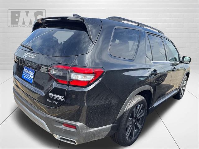 new 2025 Honda Pilot car, priced at $54,530