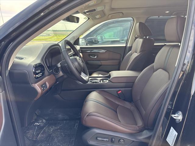 new 2025 Honda Pilot car, priced at $54,530