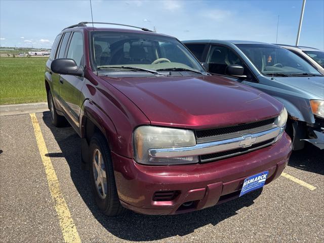 used 2004 Chevrolet TrailBlazer car, priced at $4,900