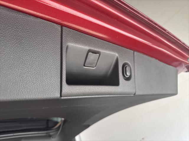 used 2020 Cadillac Escalade car, priced at $32,980