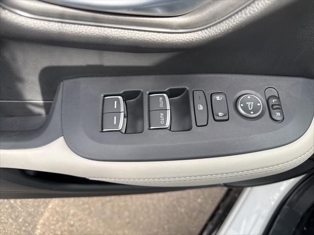 new 2025 Honda HR-V car, priced at $32,372