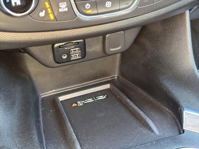 used 2023 Chevrolet Traverse car, priced at $43,988