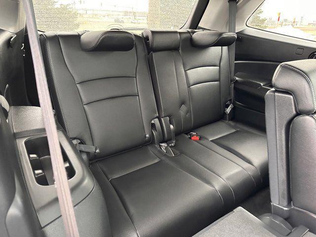 used 2022 Honda Pilot car, priced at $31,996