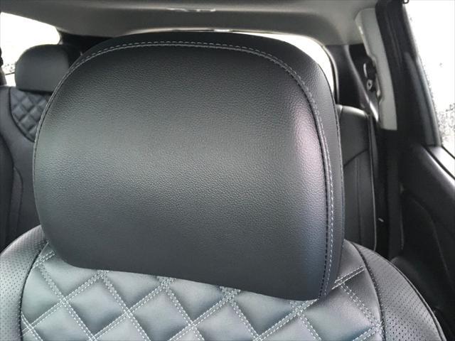 used 2022 Hyundai Santa Fe car, priced at $29,998