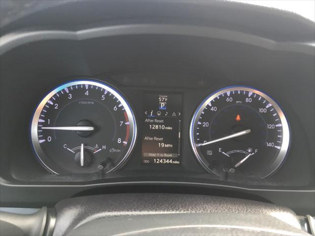 used 2015 Toyota Highlander car, priced at $19,497