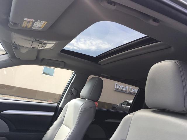 used 2015 Toyota Highlander car, priced at $19,497