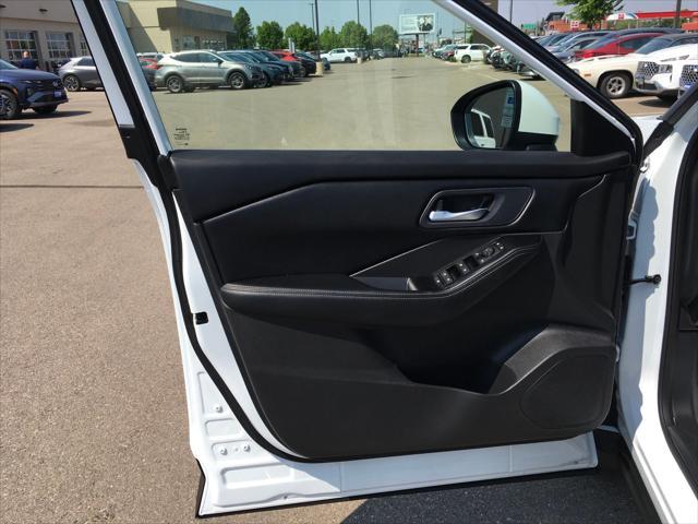 used 2025 Nissan Rogue car, priced at $30,989