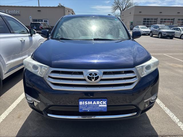 used 2013 Toyota Highlander car, priced at $11,900