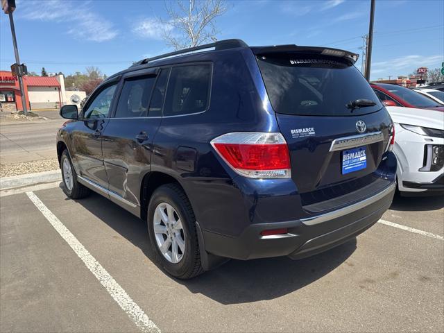 used 2013 Toyota Highlander car, priced at $11,900