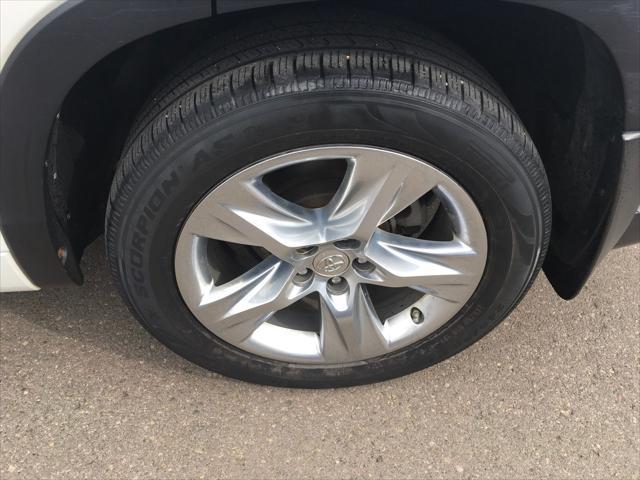 used 2015 Toyota Highlander car, priced at $20,996