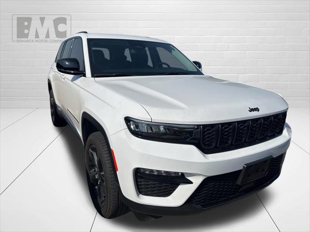 used 2023 Jeep Grand Cherokee car, priced at $35,880