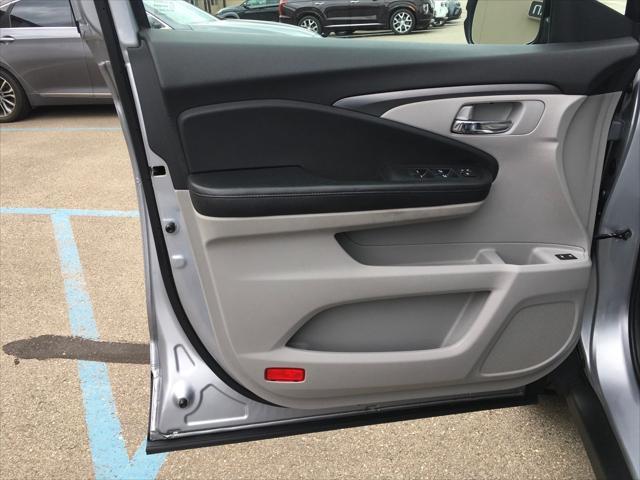 used 2016 Honda Pilot car, priced at $21,944