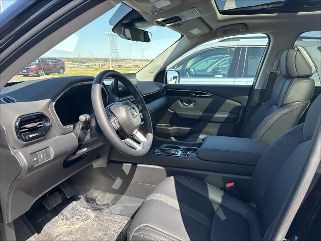 new 2025 Honda Pilot car, priced at $50,518