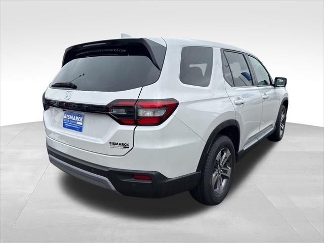 new 2025 Honda Pilot car, priced at $46,150