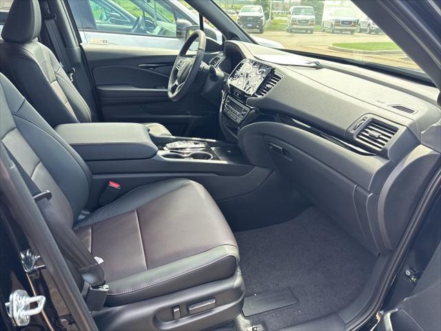 new 2025 Honda Ridgeline car, priced at $44,597