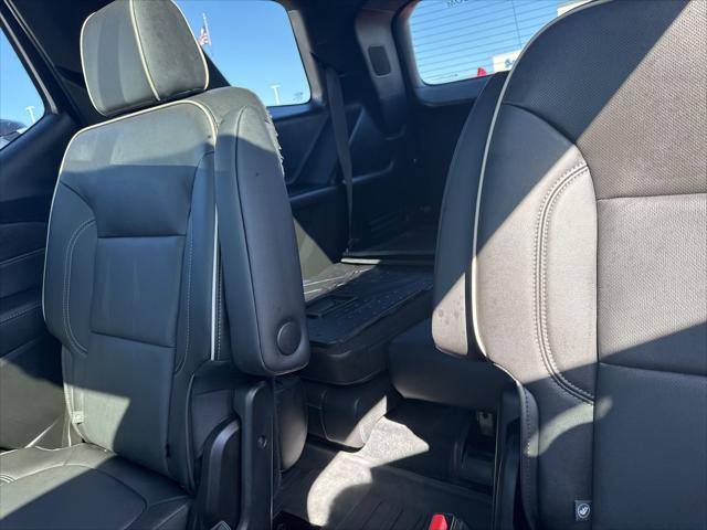 used 2022 Chevrolet Traverse car, priced at $29,996