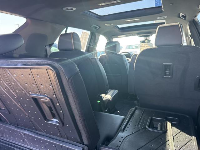 used 2022 Chevrolet Traverse car, priced at $29,996
