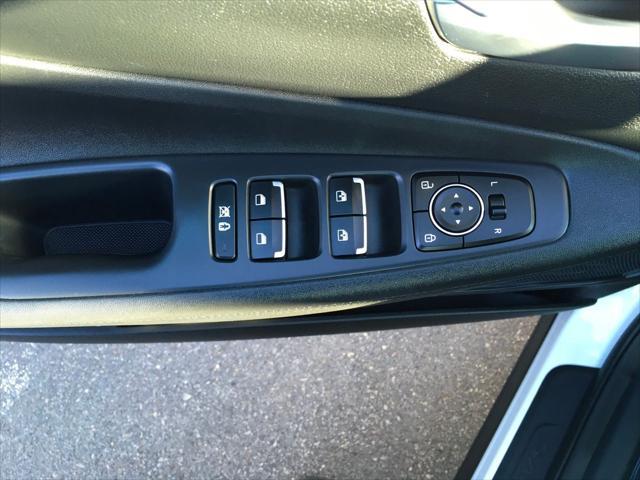 used 2020 Hyundai Santa Fe car, priced at $21,888