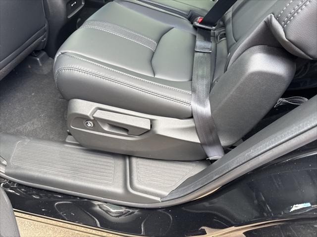 new 2025 Honda Pilot car, priced at $49,731