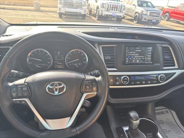 used 2015 Toyota Highlander car, priced at $19,990