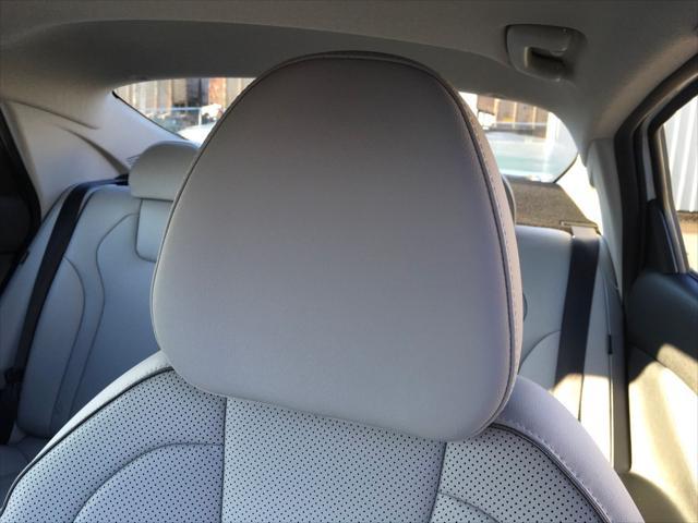used 2025 Hyundai Elantra car, priced at $25,995