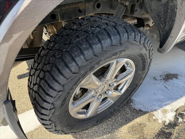 used 2019 Ford F-150 car, priced at $31,996