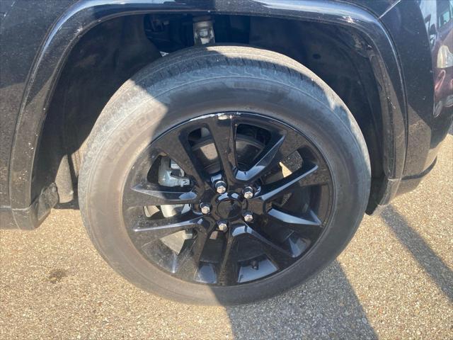 used 2019 Jeep Grand Cherokee car, priced at $22,944