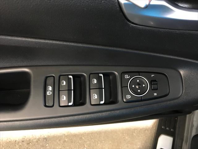 used 2023 Hyundai Santa Fe car, priced at $25,885