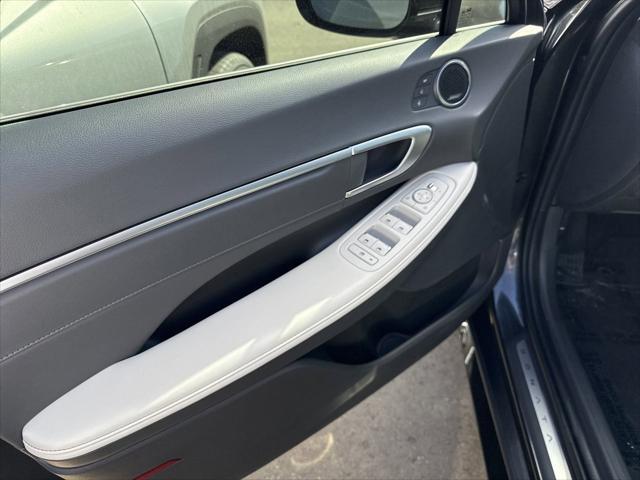 used 2024 Hyundai Sonata Hybrid car, priced at $33,966