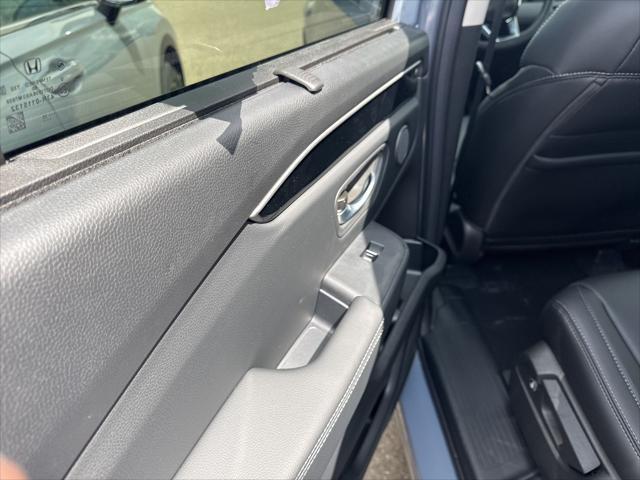 new 2025 Honda Pilot car, priced at $51,621