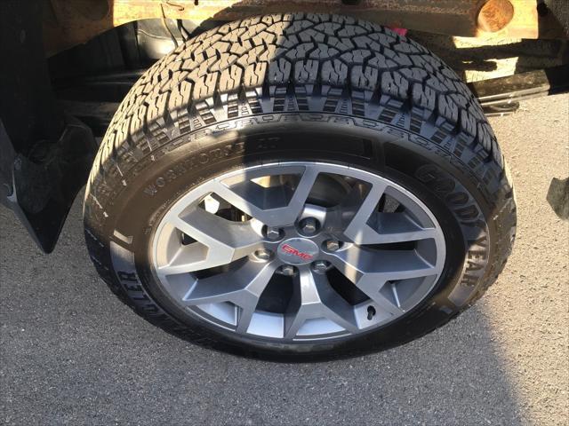 used 2018 GMC Sierra 1500 car, priced at $28,986