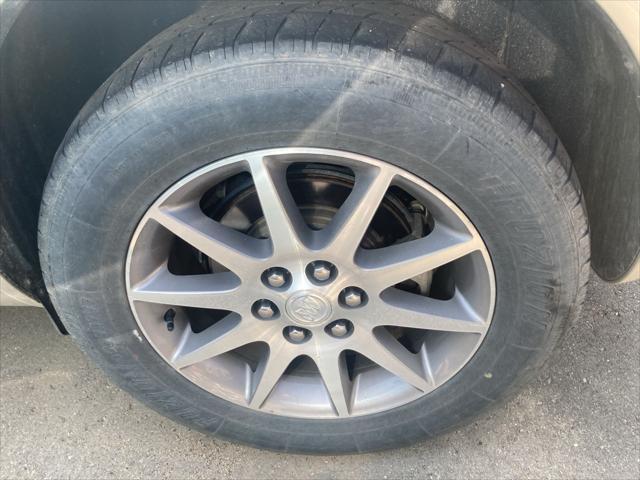 used 2015 Buick Enclave car, priced at $13,900