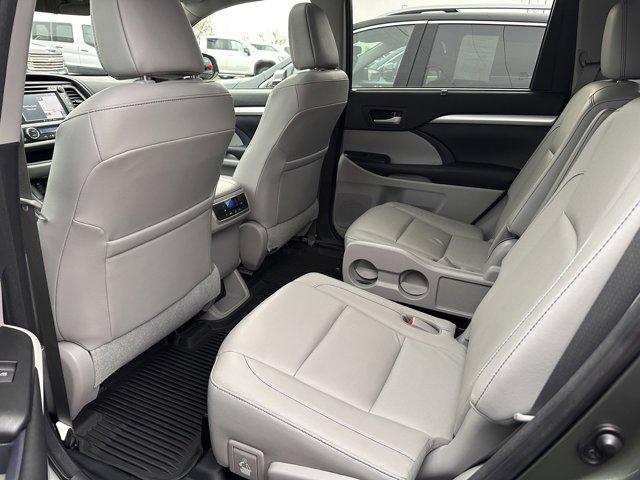 used 2017 Toyota Highlander car, priced at $25,998