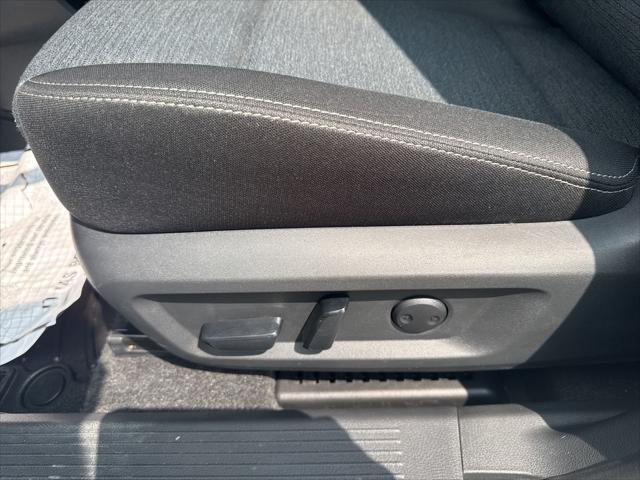 used 2022 Nissan Rogue car, priced at $25,999