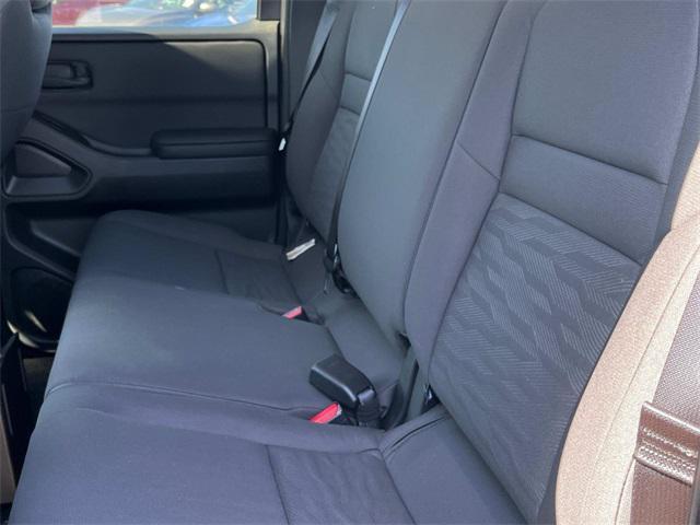 new 2025 Nissan Frontier car