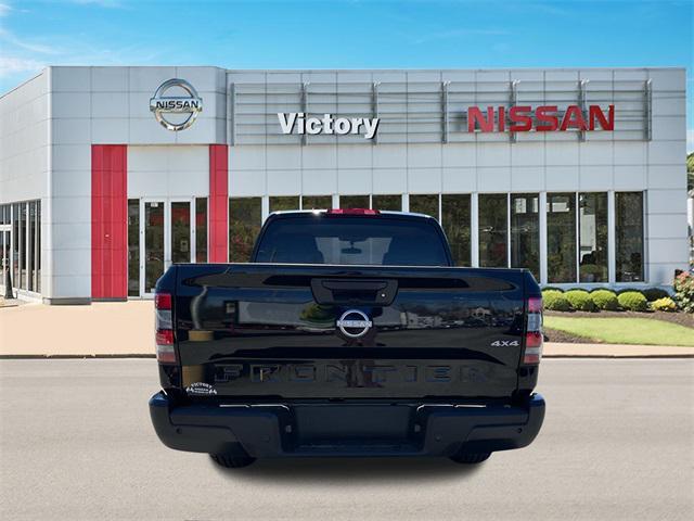 new 2025 Nissan Frontier car