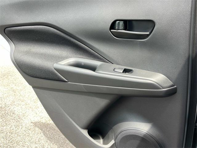 new 2025 Nissan Kicks car, priced at $23,230