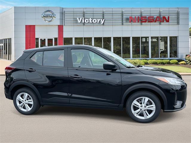 new 2025 Nissan Kicks car, priced at $22,620