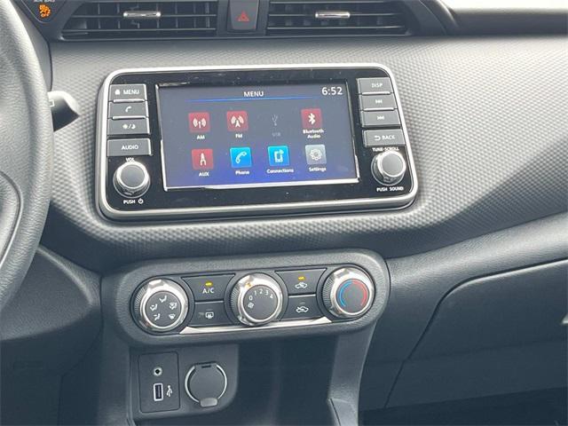 new 2025 Nissan Kicks car, priced at $22,620