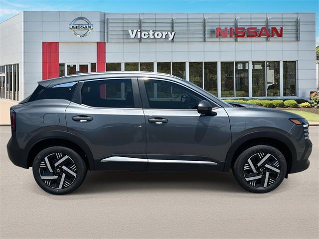 new 2025 Nissan Kicks car, priced at $26,086