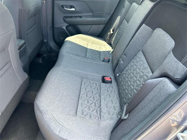 new 2025 Nissan Kicks car, priced at $26,086