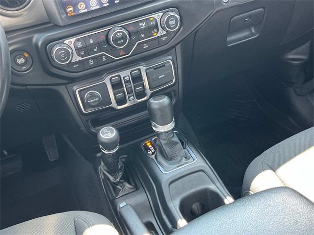 used 2022 Jeep Gladiator car, priced at $31,400