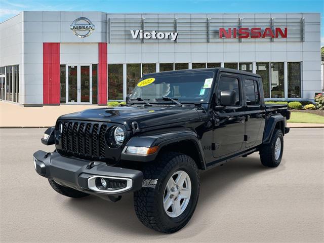 used 2022 Jeep Gladiator car, priced at $31,400