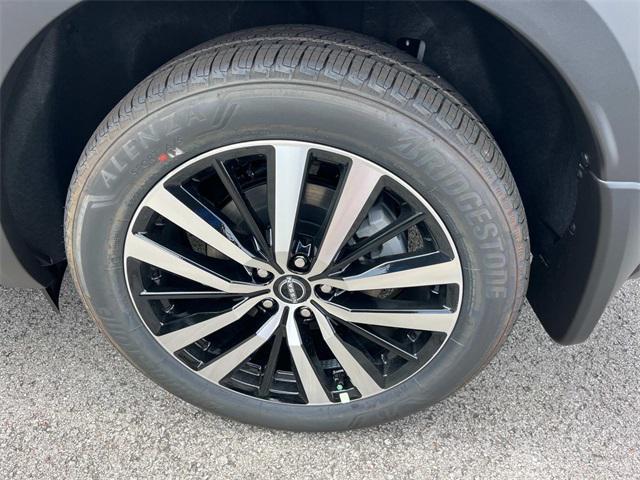 new 2025 Nissan Pathfinder car, priced at $48,899