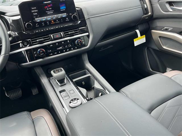 new 2025 Nissan Pathfinder car, priced at $49,638