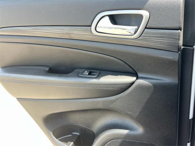 used 2021 Jeep Grand Cherokee car, priced at $26,211